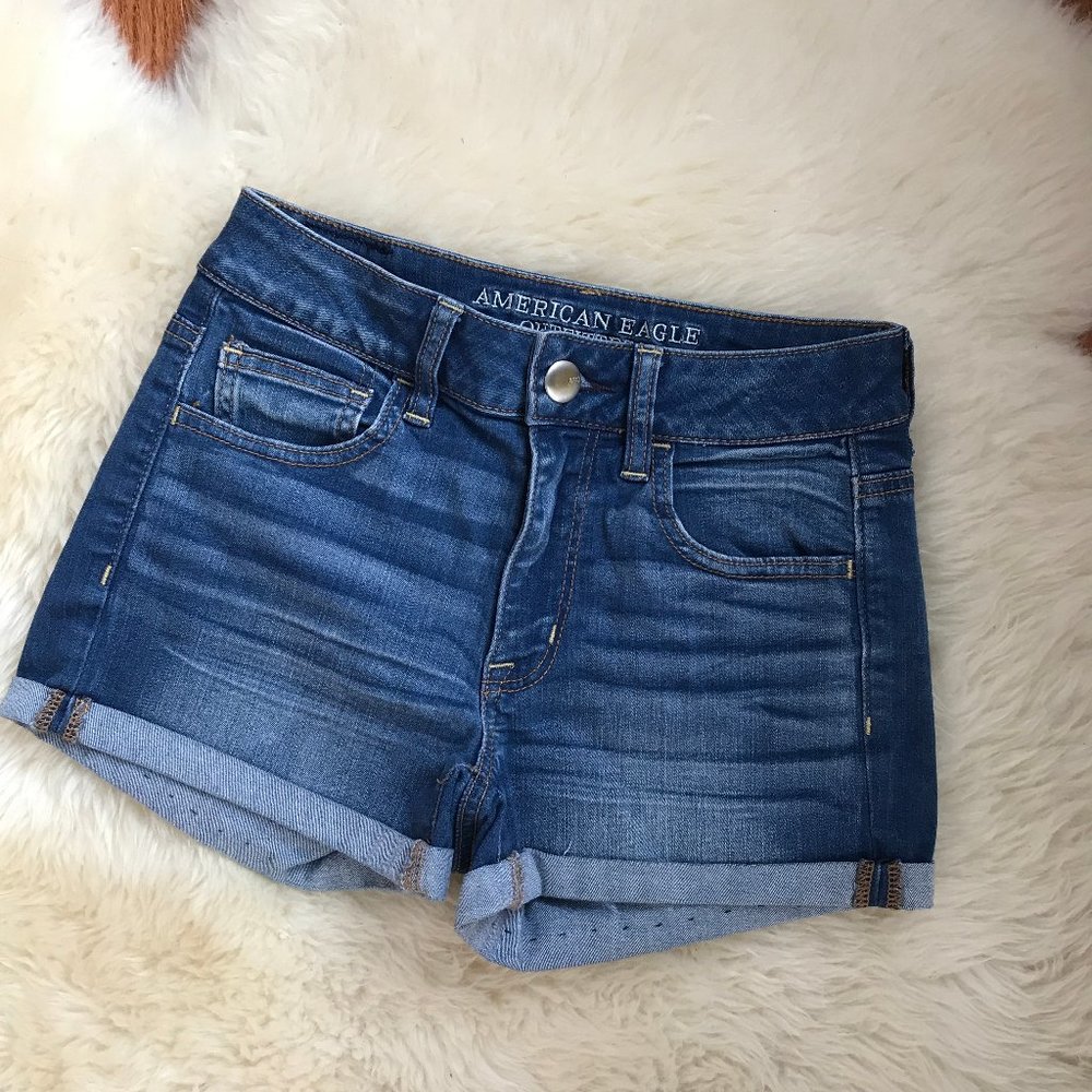 American Eagle High Rise Jean Shorts | Medium Wash